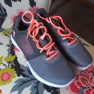 Under Armour Tennis shoes